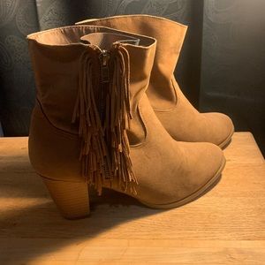 Rampage Tan Booties size 10